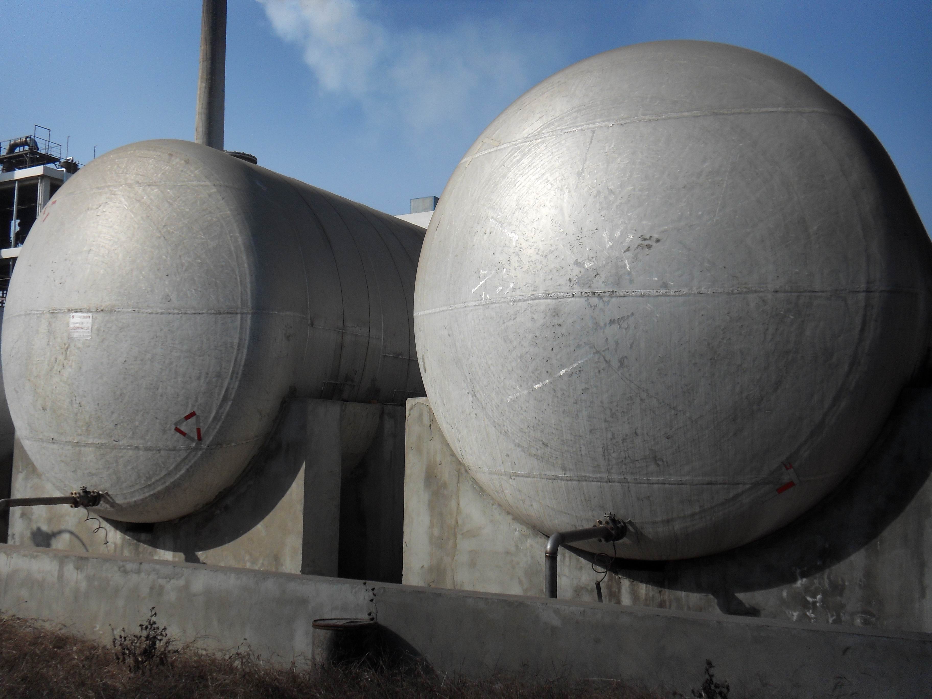 八(bā)一化工360立(li)方硝酸儲(chu)罐 八一化(huà)工360立方硝(xiāo)酸儲罐