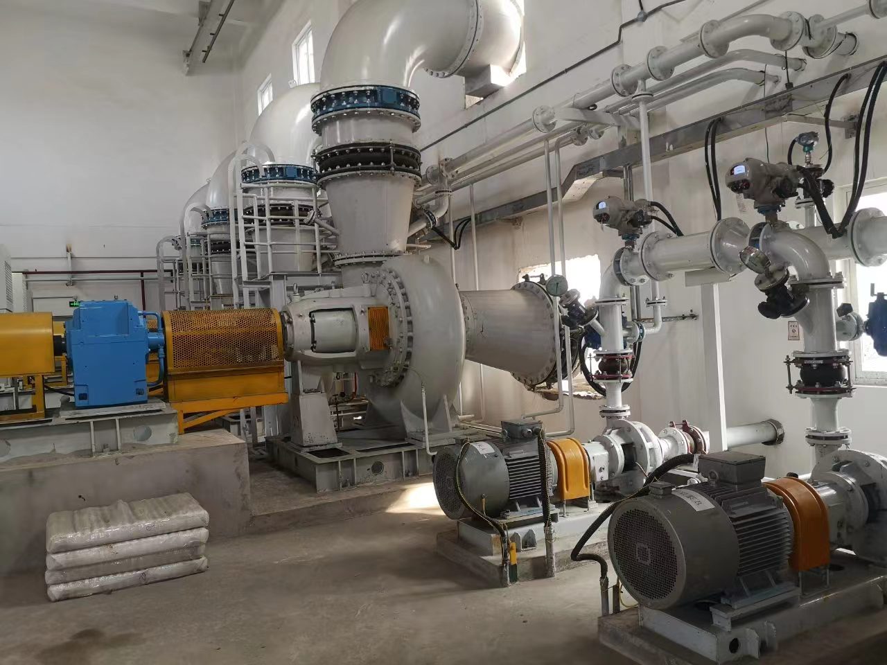 濟(jì)甯華源電(diàn)熱廠安裝(zhuāng)脫硫泵 濟(jì)甯華源電(diàn)熱廠安裝(zhuang)脫硫泵